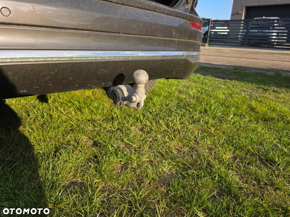 Volvo XC 60 T8 Plug-In Hybrid AWD Ultra Bright - 37