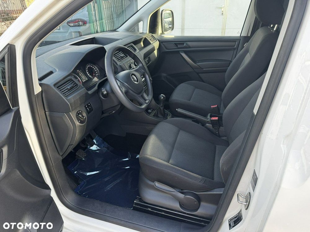 Volkswagen Caddy - 11