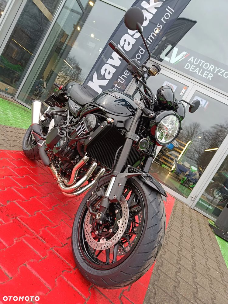 Kawasaki Z 900 RS - 23