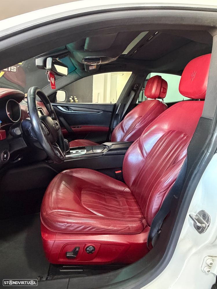 Maserati Ghibli GranSport - 15