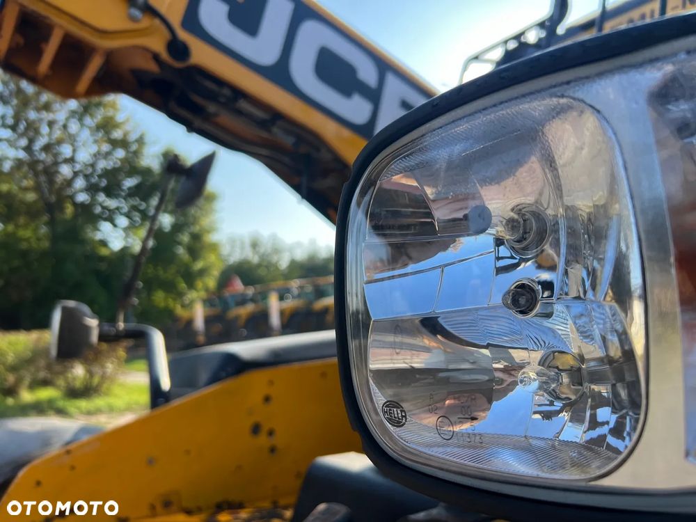 JCB 525-60 - 10