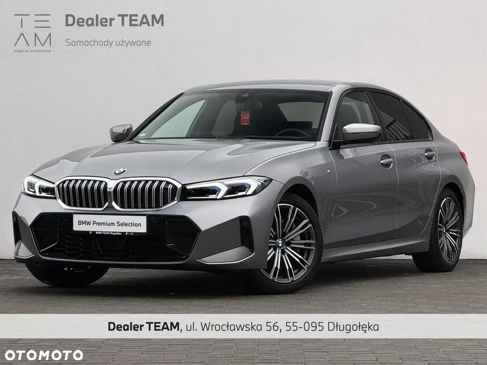 BMW Seria 3 330i xDrive M Sport - 1