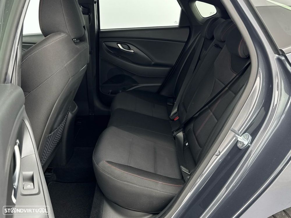 Hyundai i30 1.0 T-GDi N-Line DCT - 12