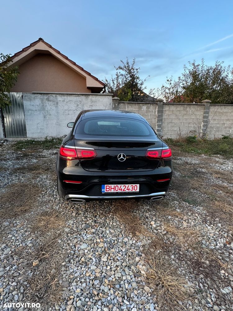 Mercedes-Benz GLC Coupe 200 d 4Matic 9G-TRONIC AMG Line Advanced - 3