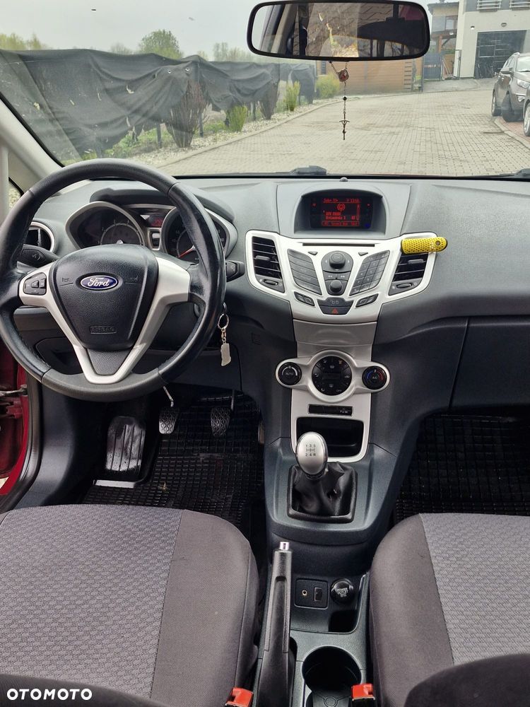 Ford Fiesta 1.4 Titanium EU5 - 7