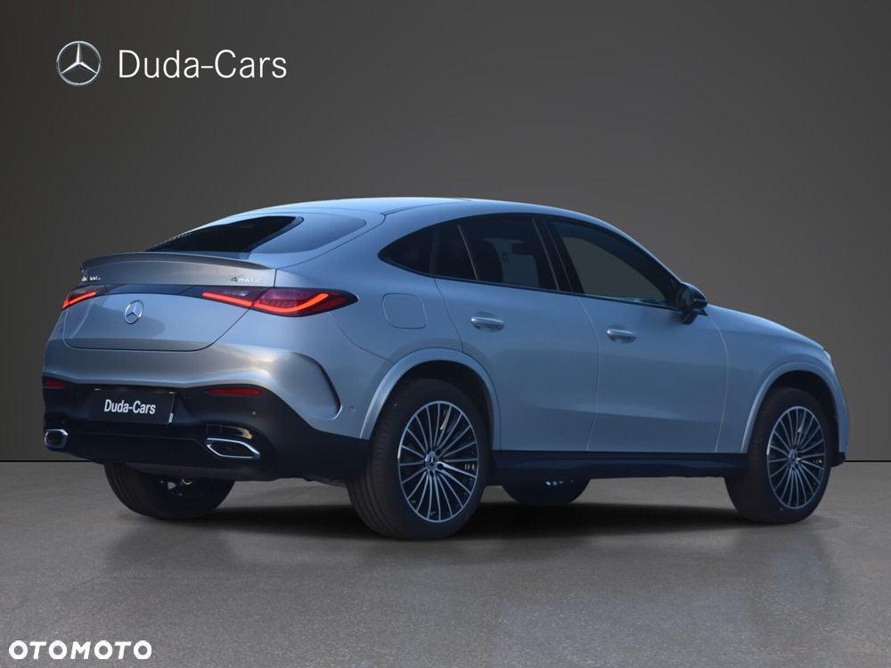 Mercedes-Benz GLC Coupe 300 e PHEV 4-Matic AMG Line - 2