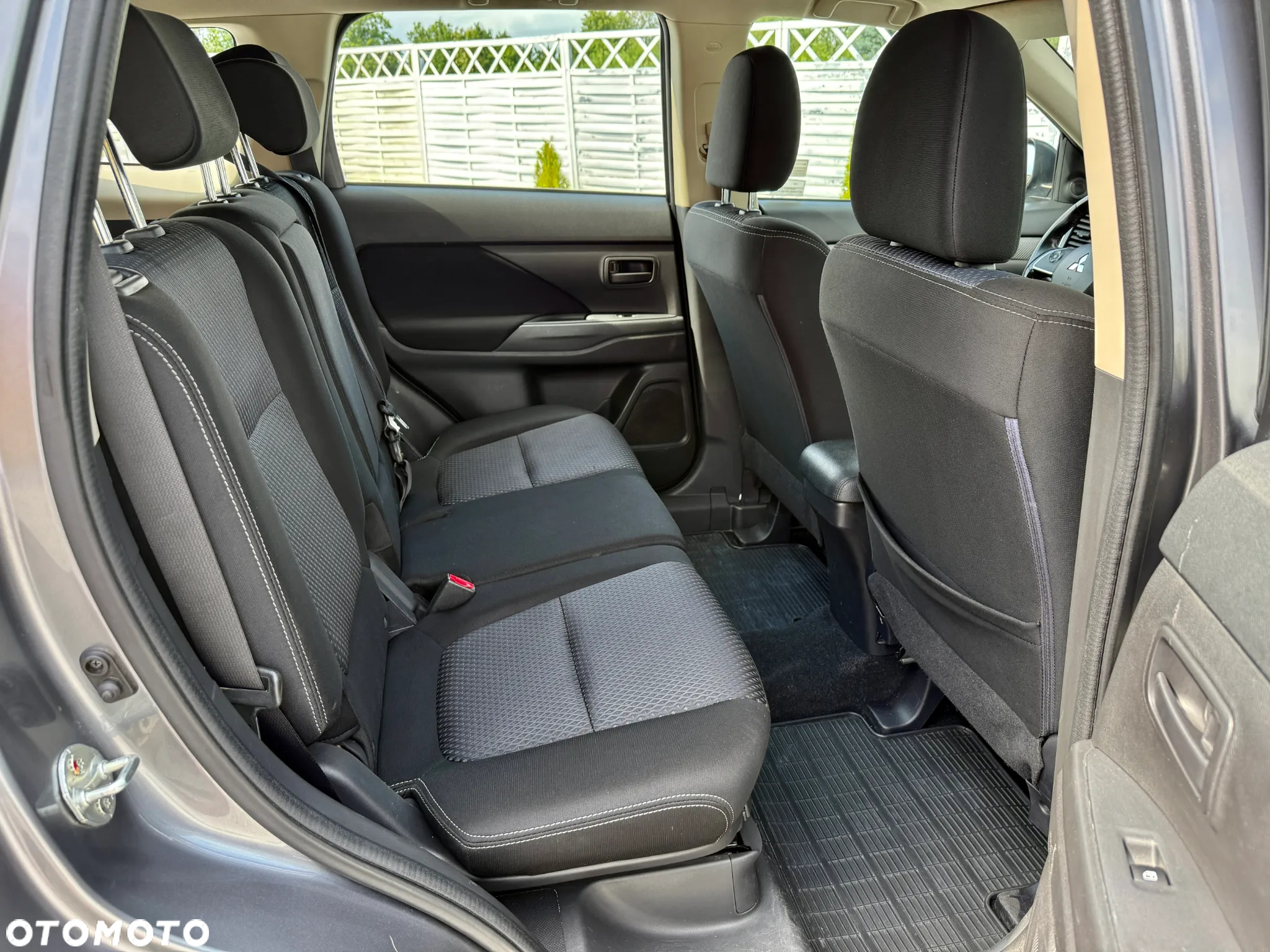 Mitsubishi Outlander 2.0 City Style 2WD - 21
