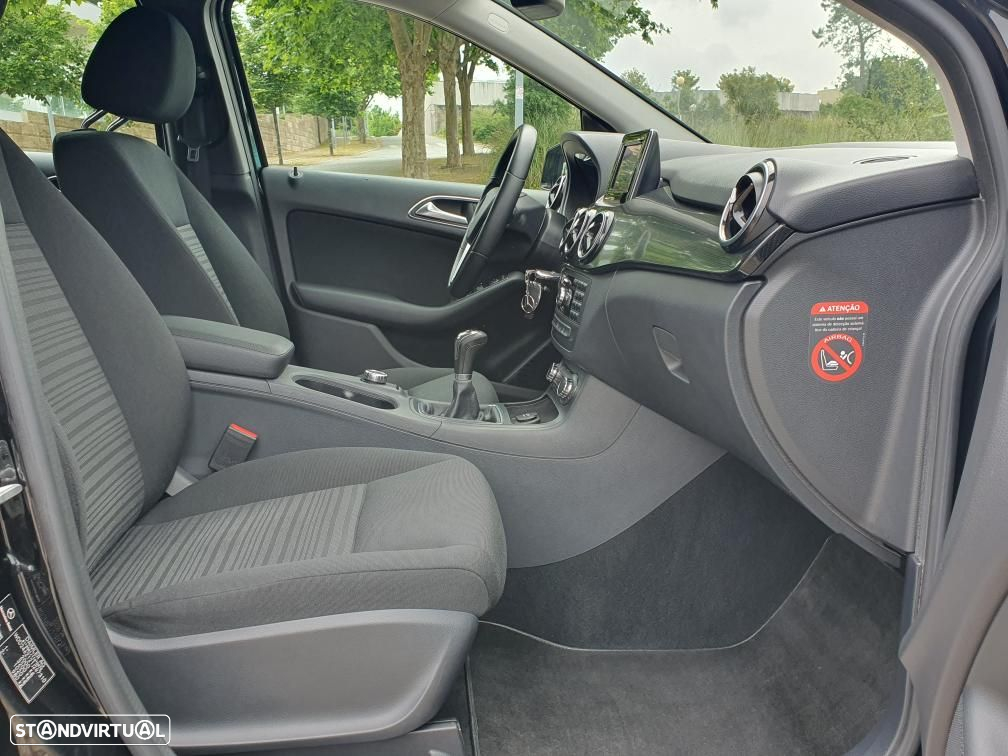 Mercedes-Benz B 180 CDi BlueEfficiency - 28