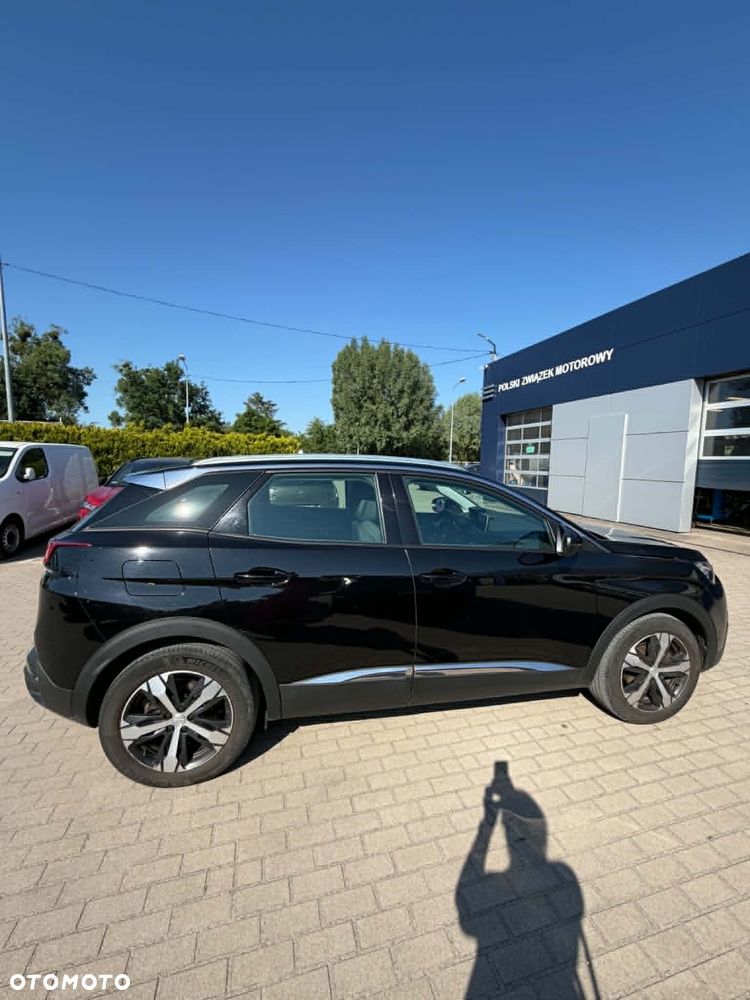 Peugeot 3008 1.2 PureTech Allure Pack S&S - 10
