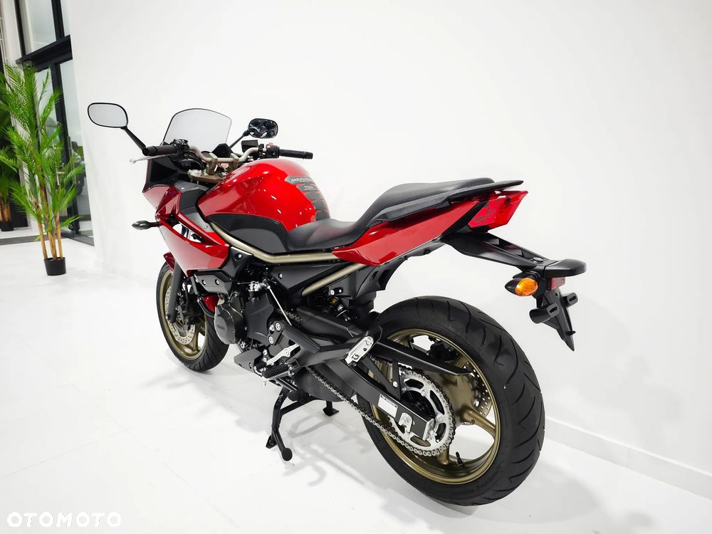 Yamaha XJ - 19