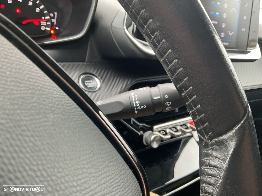 Peugeot 2008 1.5 BlueHDi Allure - 35