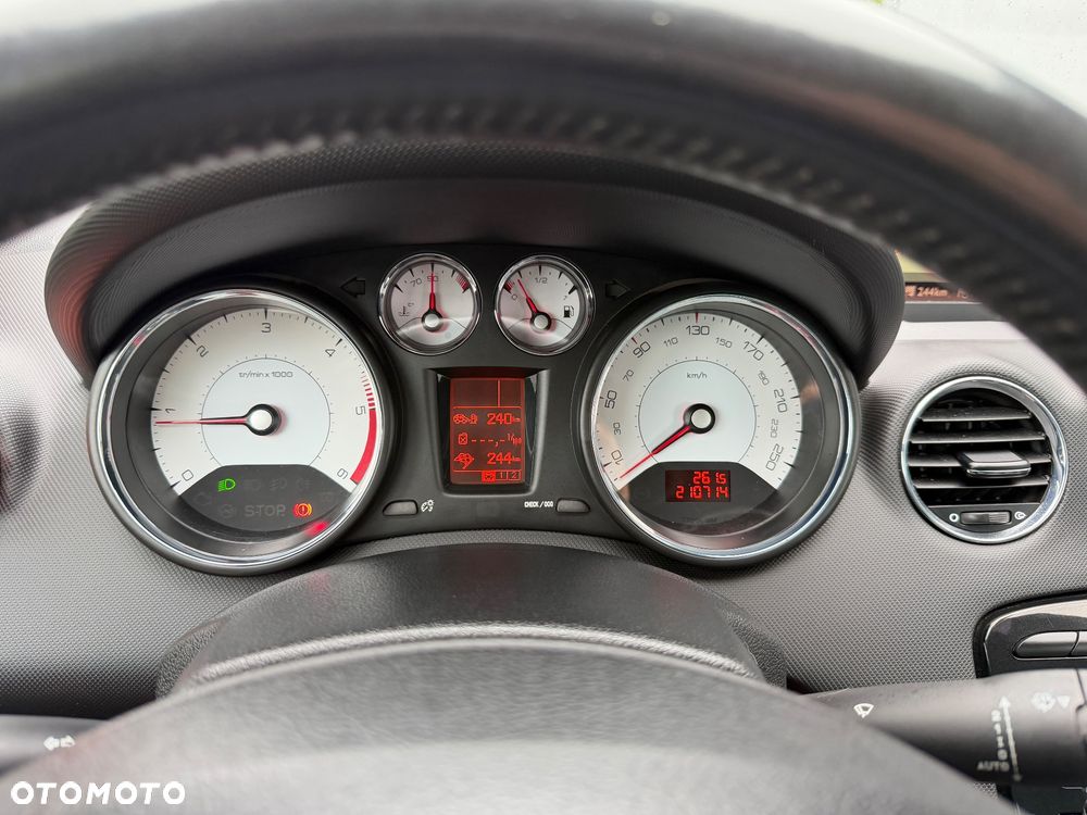 Peugeot 308 CC - 13