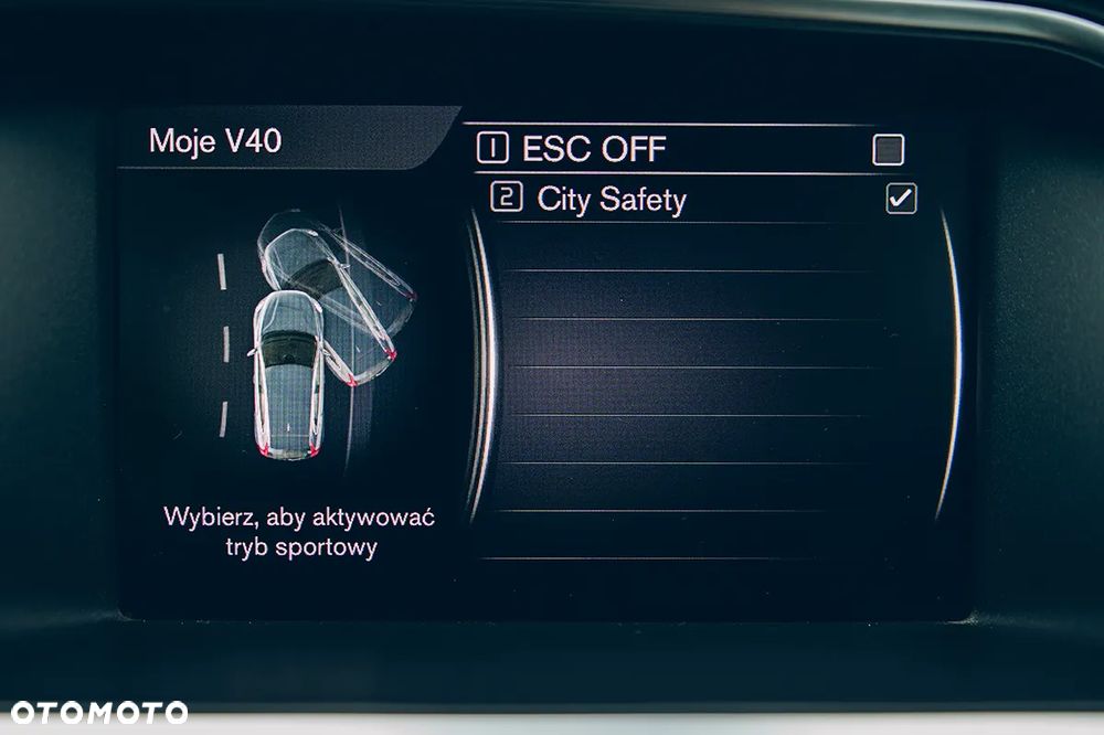Volvo V40 D2 Drive-E Momentum - 30