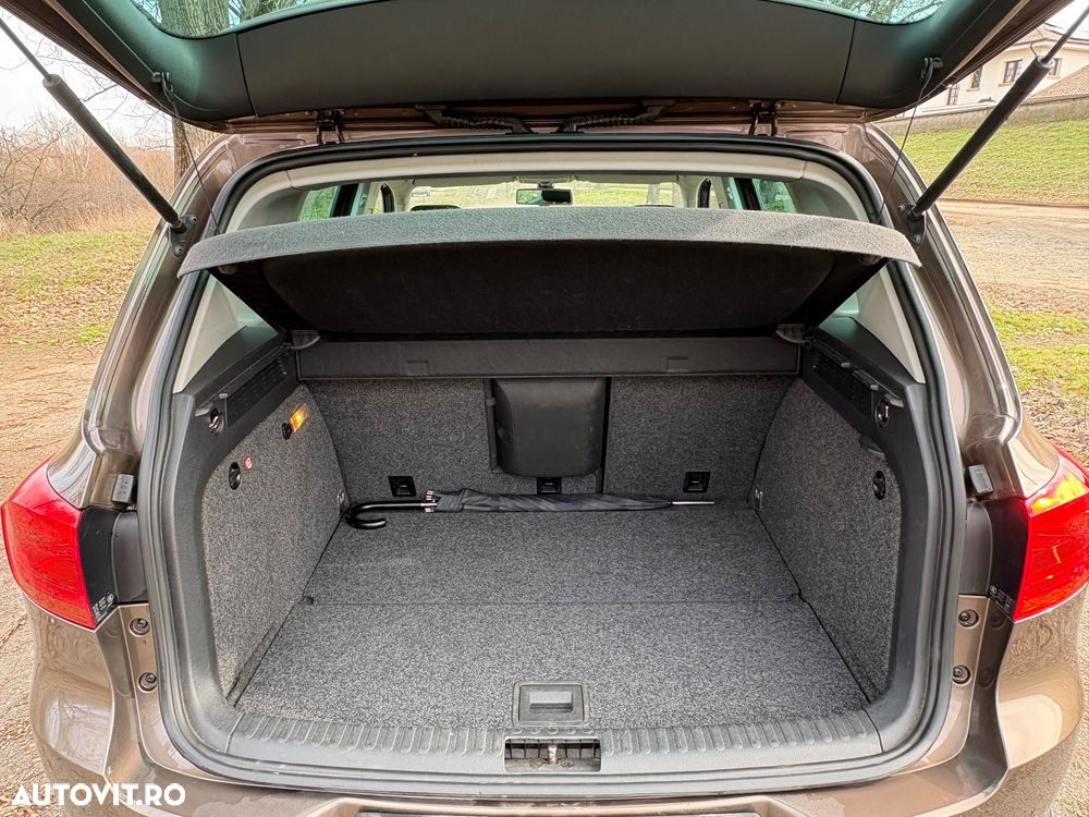 Volkswagen Tiguan 2.0 TDI 4Motion DSG Sport & Style - 16