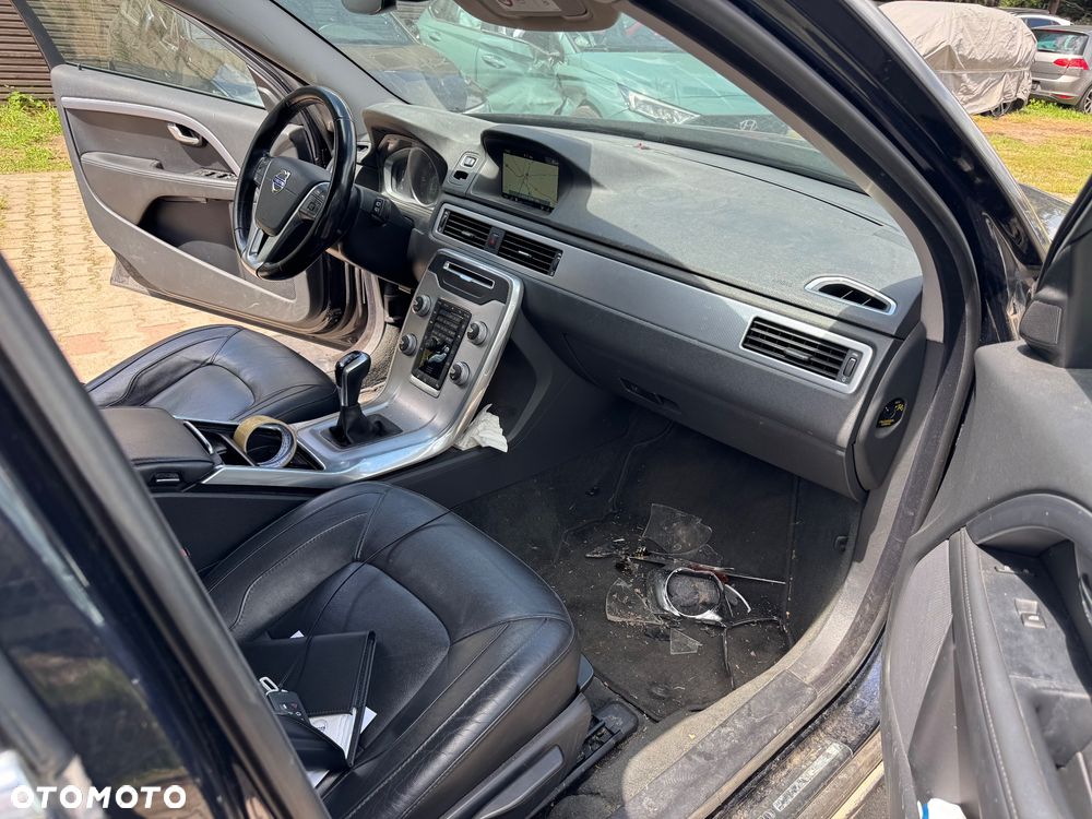 Volvo V70 D3 Drive-E Momentum - 26