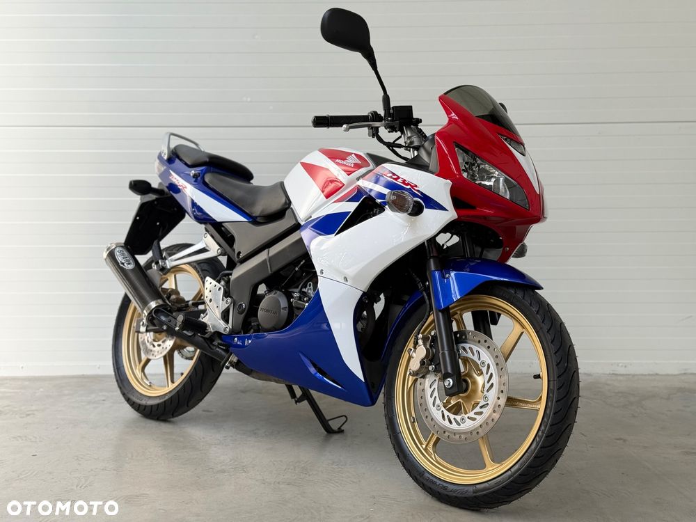 Honda CBR - 1