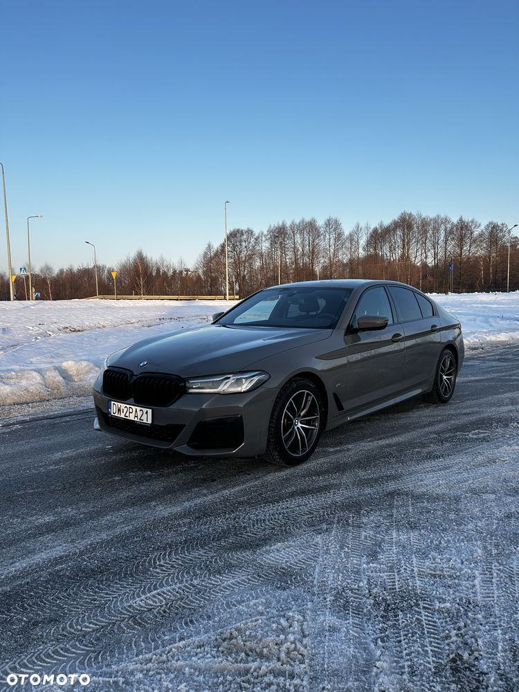 BMW Seria 5 520d xDrive M Sport sport - 1
