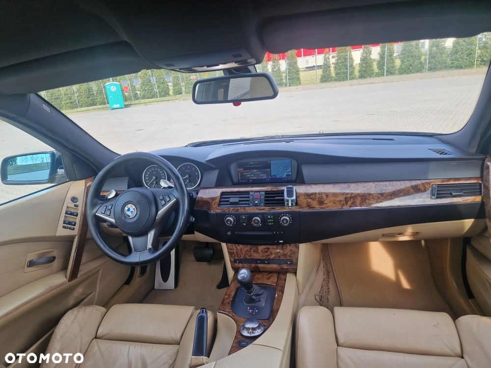 BMW Seria 5 - 16