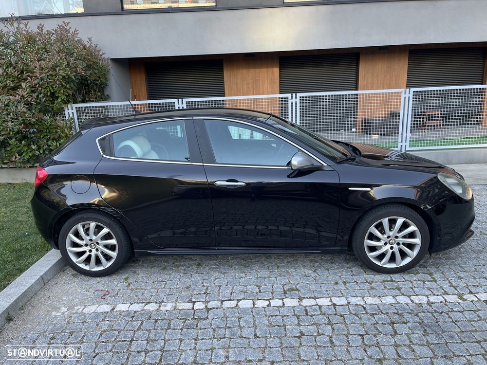 Alfa Romeo Giulietta 1.6 JTDm Distinctive - 6