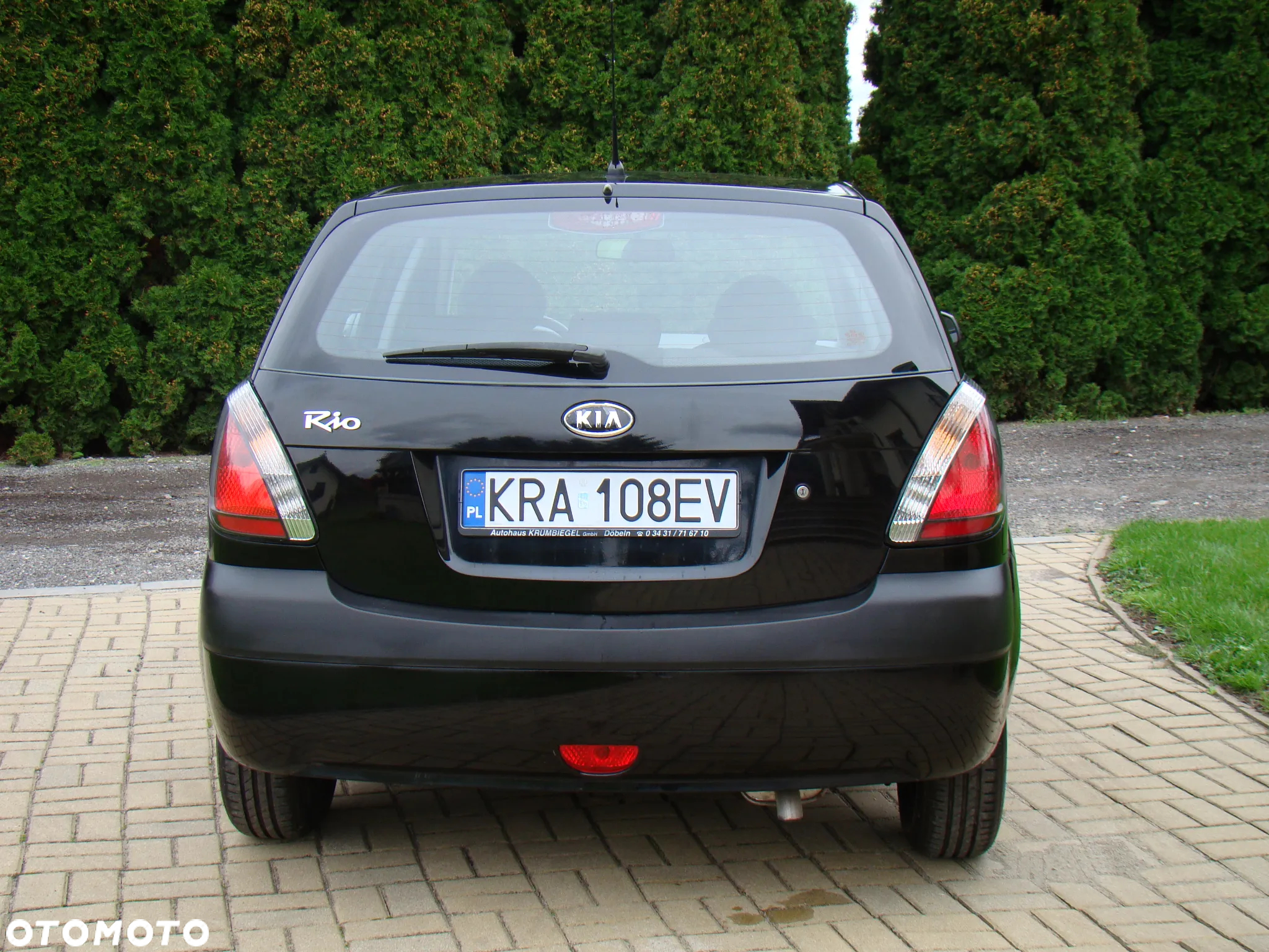 Kia Rio - 8
