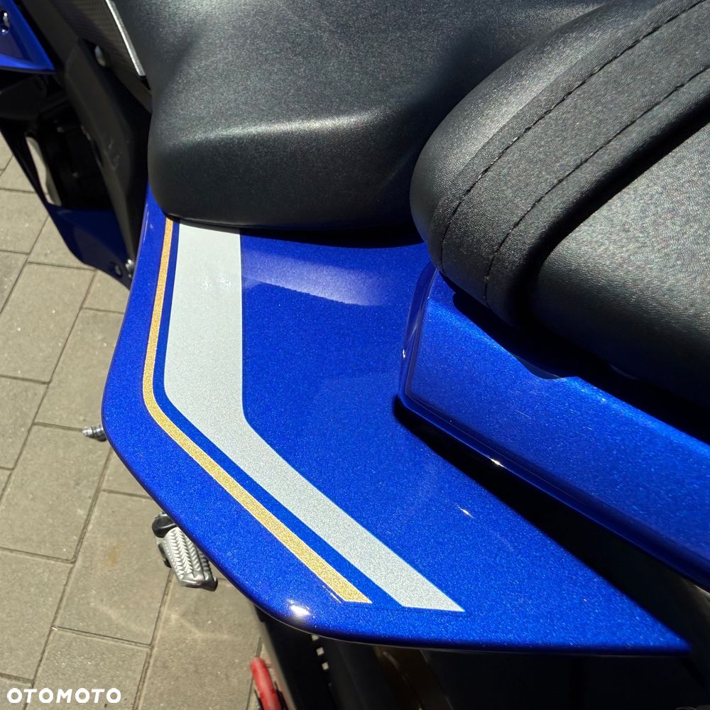 Yamaha R6 - 20