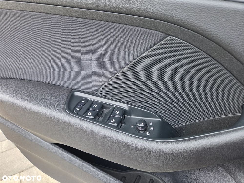 Audi A3 Sportback 1.2 TFSI Attraction - 6