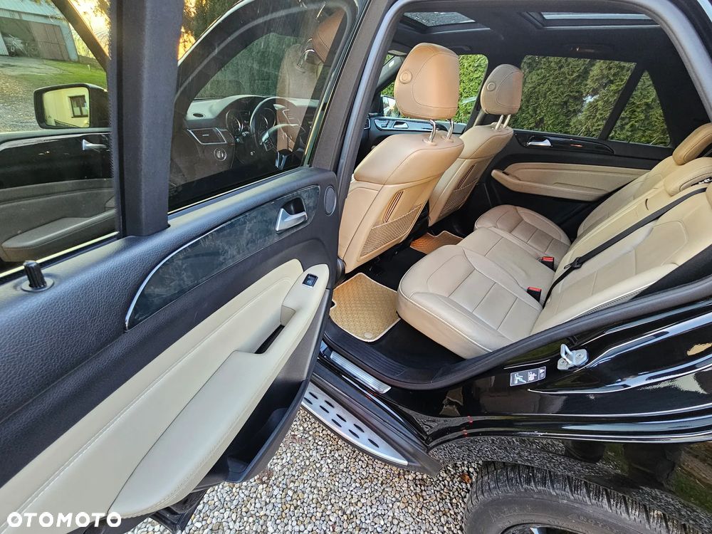 Mercedes-Benz ML - 9