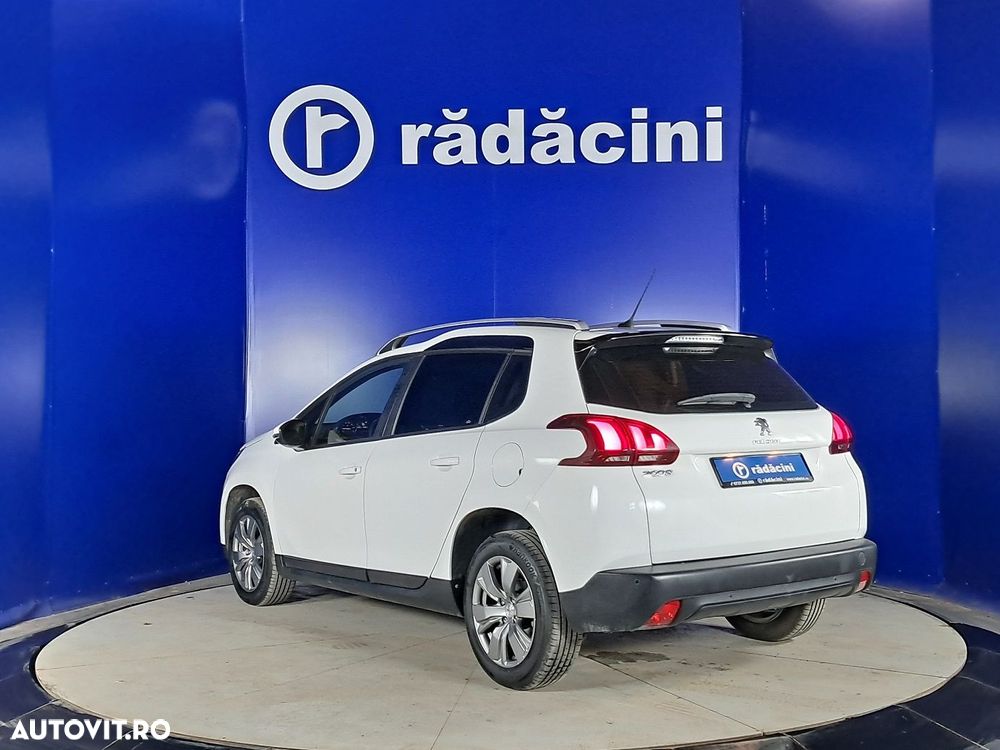 Peugeot 2008 - 3