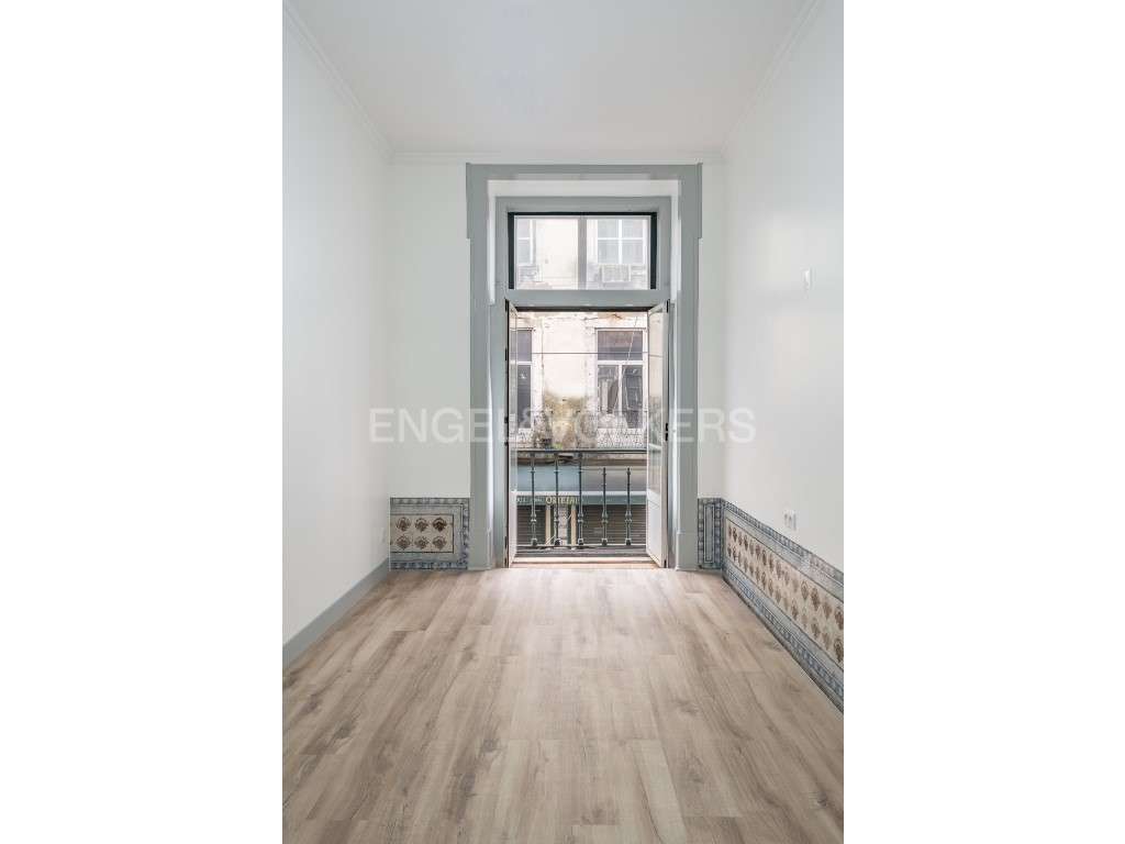 Apartamento T3 Totalmente remodelado na Baixa de Lisboa - Grande imagem: 4/24
