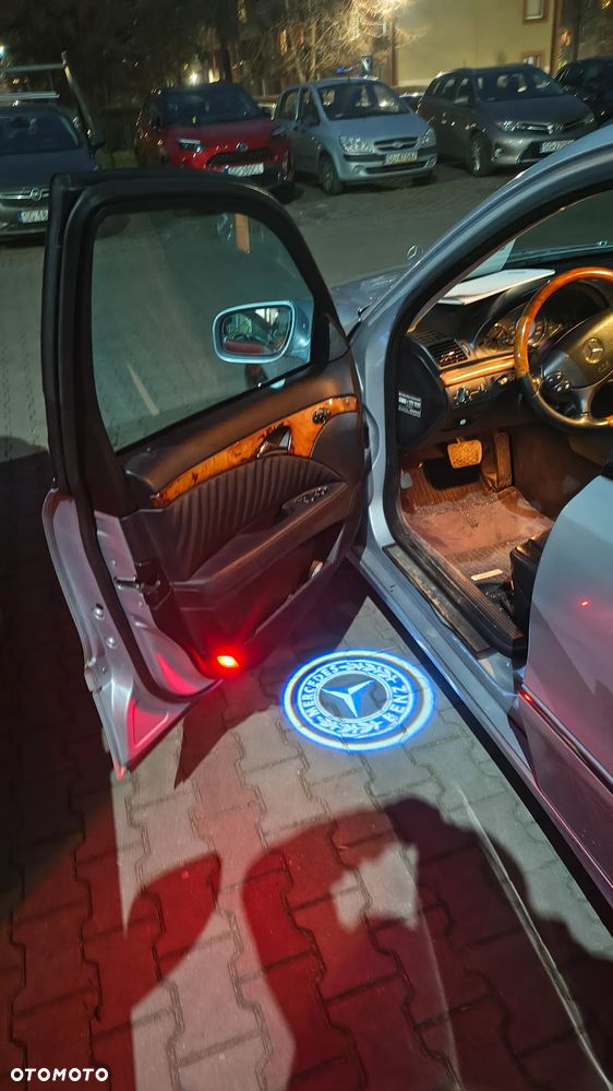 Mercedes-Benz Klasa E - 27