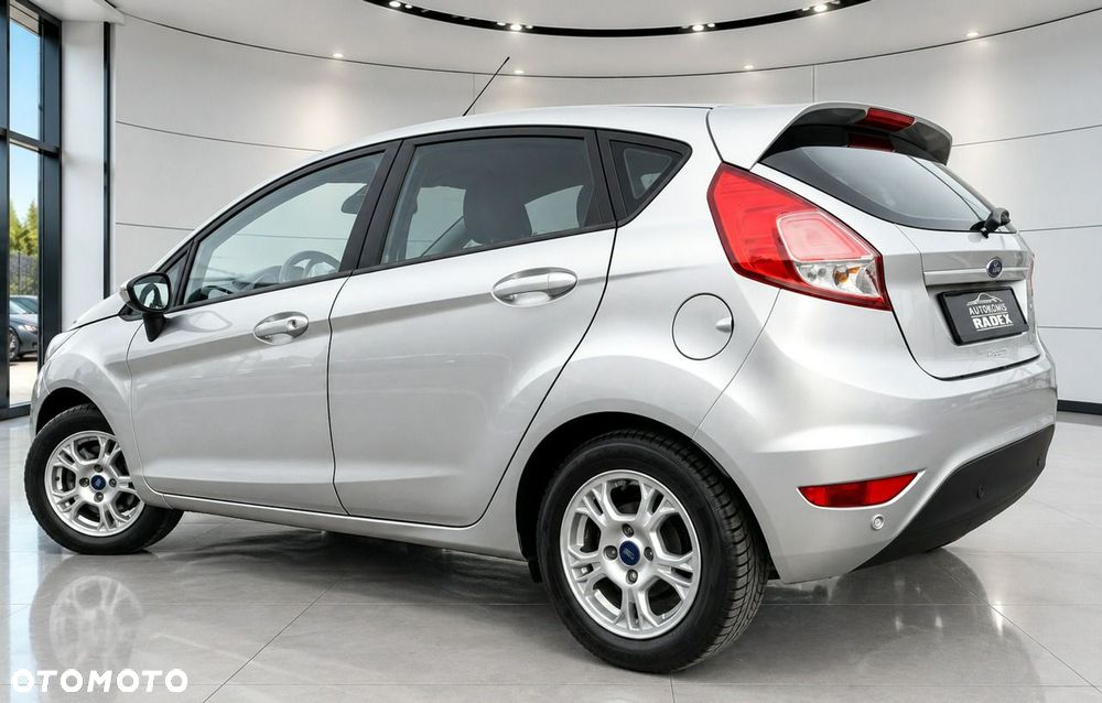 Ford Fiesta - 26