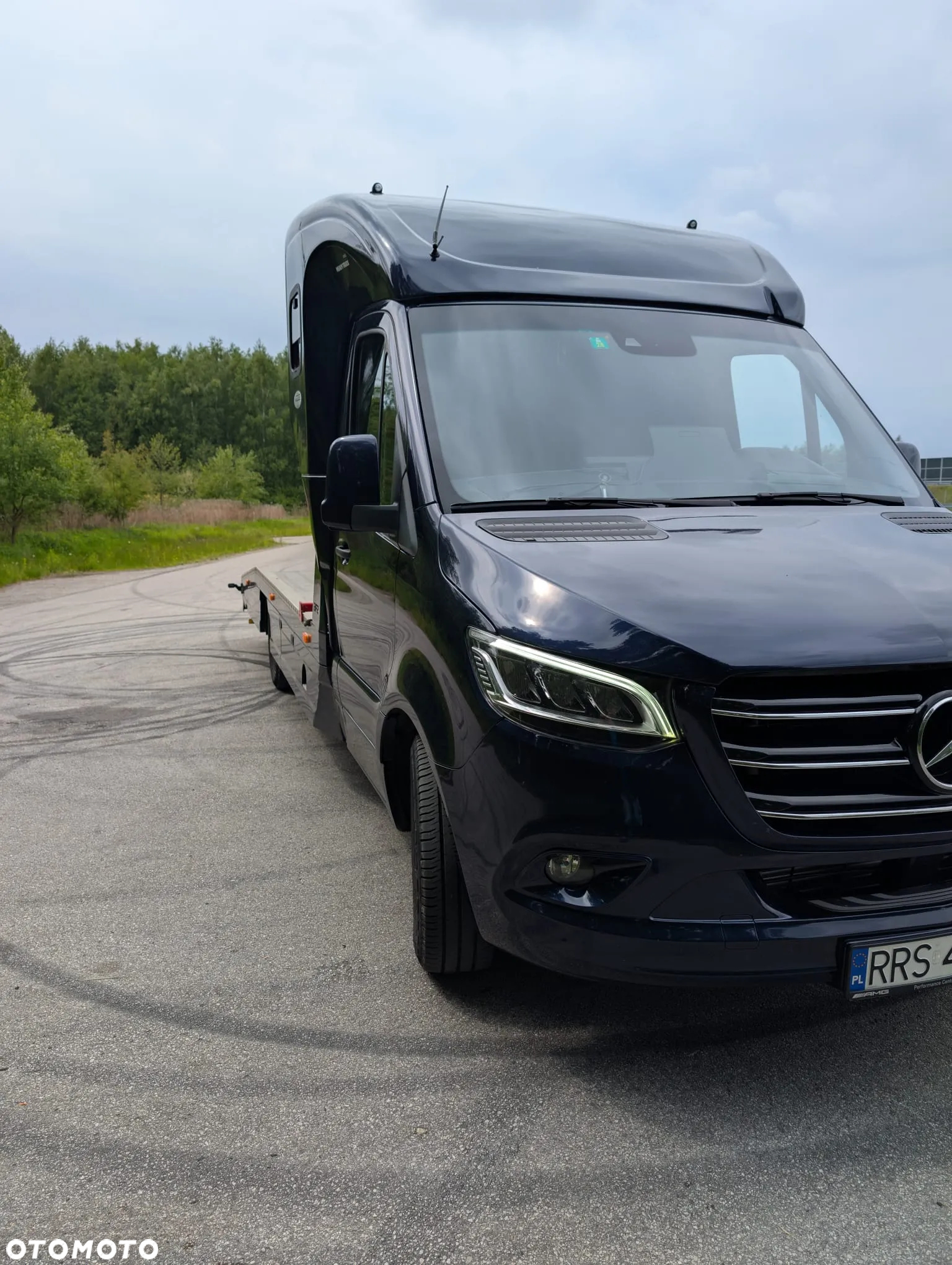 Mercedes-Benz Sprinter - 13