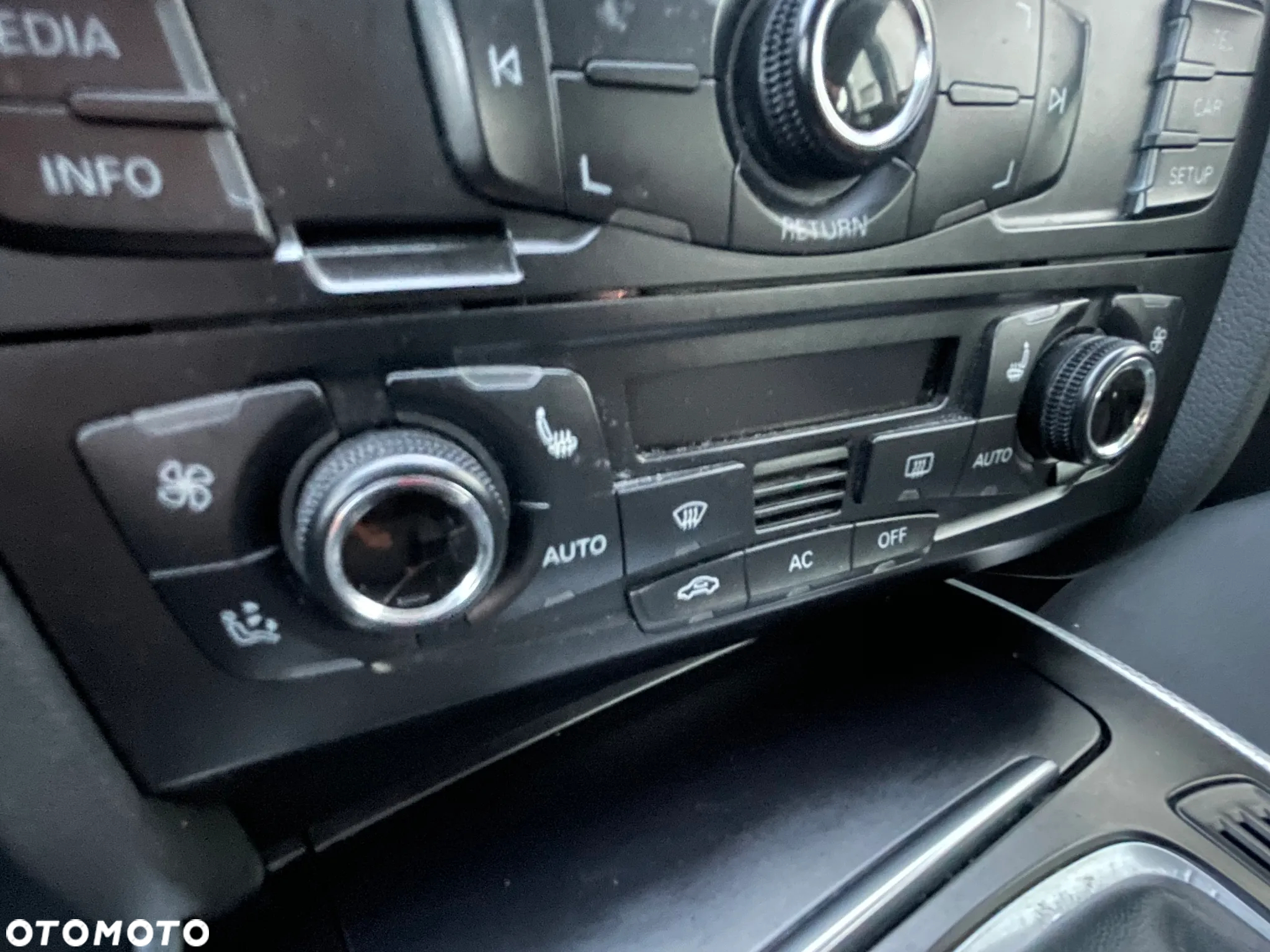 Audi A4 2.0 TFSI Quattro - 24