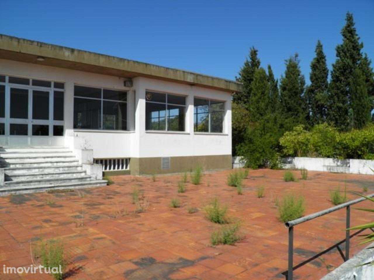 Unidade Turística e Restauração - Grande imagem: 2/3