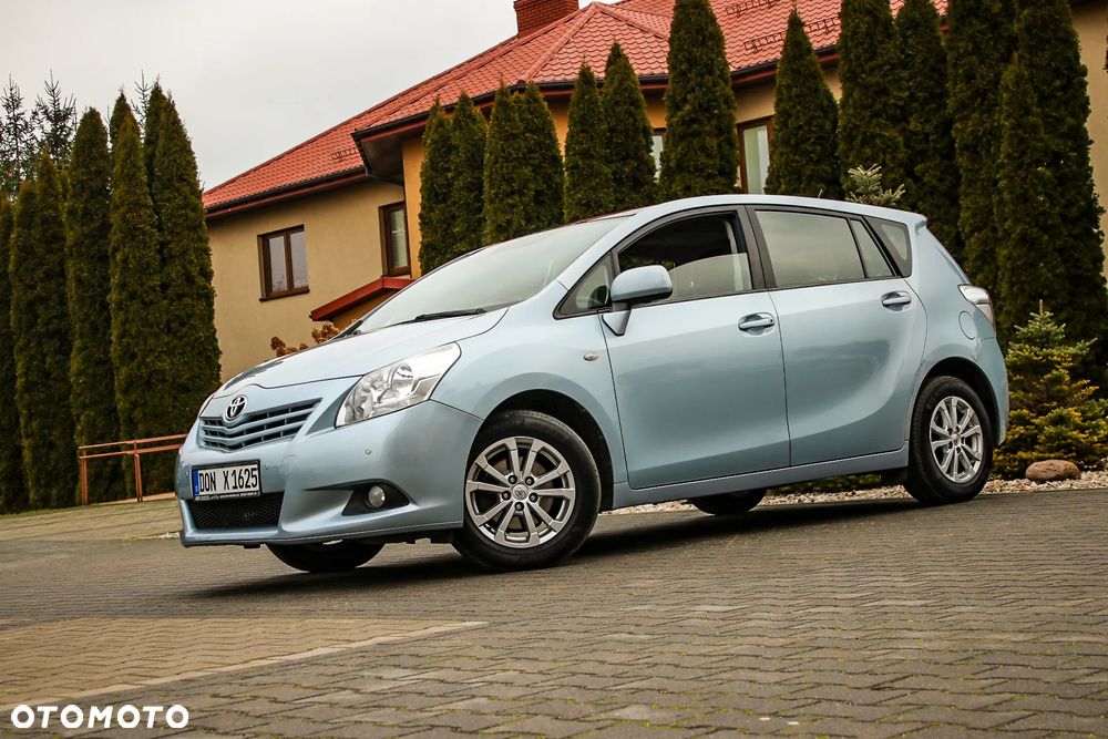 Toyota Verso 2.0 D-4D Executive - 11