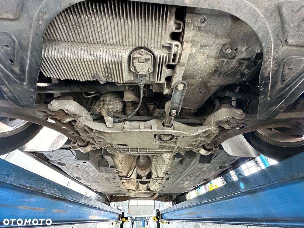 Volkswagen Golf 1.6 United - 33