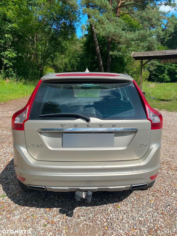 Volvo XC 60 D4 Inscription - 4