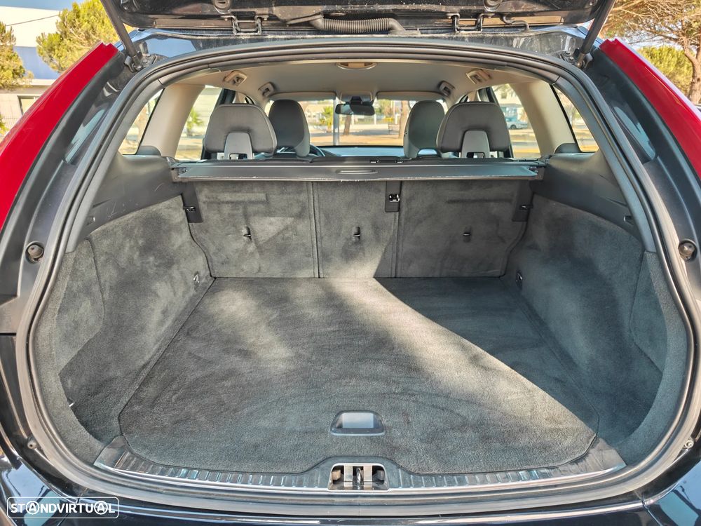 Volvo XC 60 2.0 D4 Momentum Start/Stop - 14
