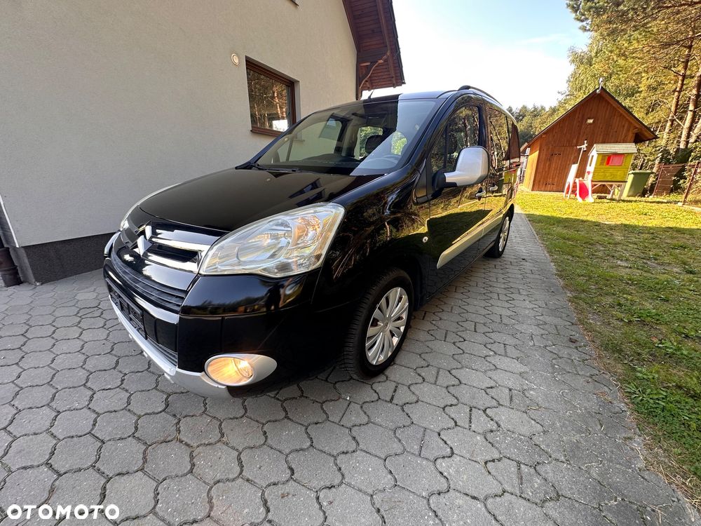 Citroen Berlingo 2011 photo 2