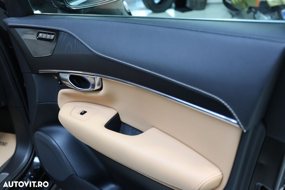 Volvo XC 90 T8 AWD Recharge Plus Bright - 36