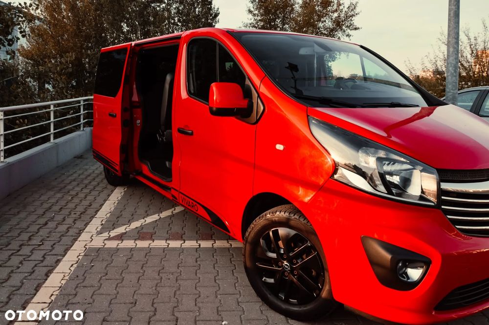 Opel Vivaro L2H1 2,9t Elegance Business - 2