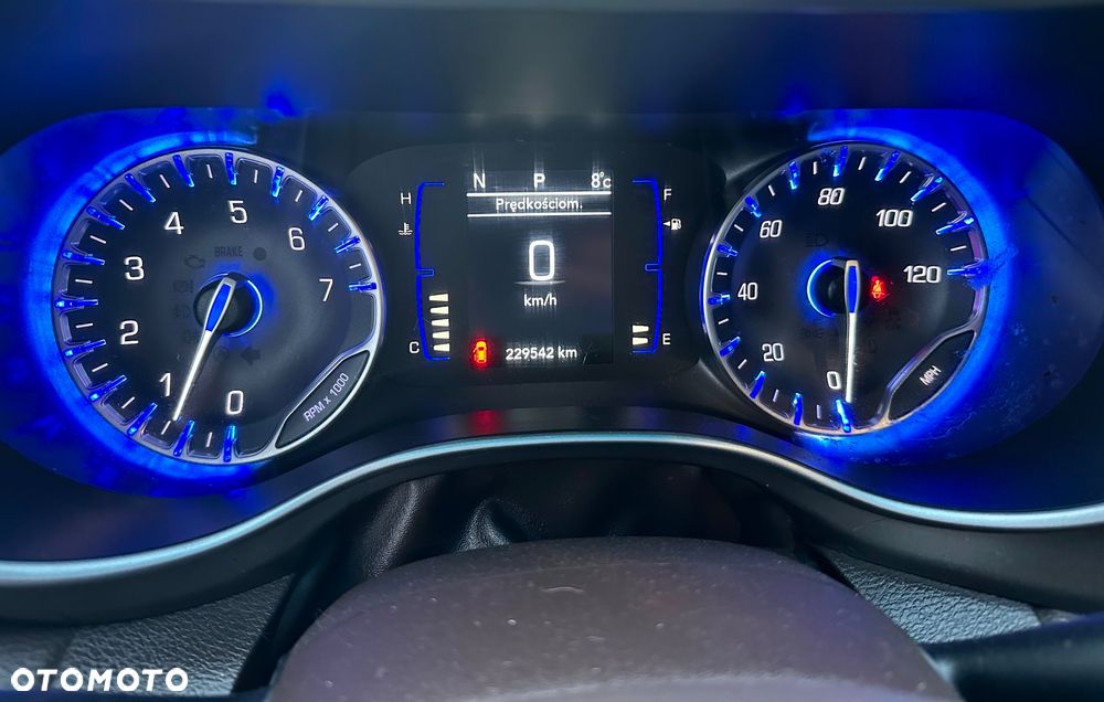 Chrysler Pacifica - 14