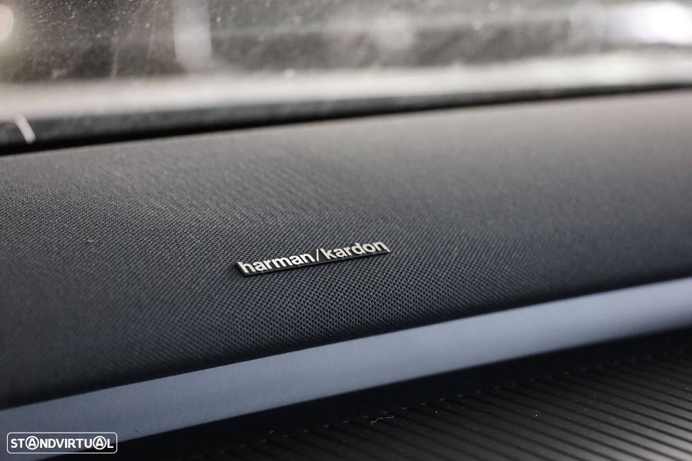 Volvo EX30 69 kWh Single Motor Extended Range Ultra - 14