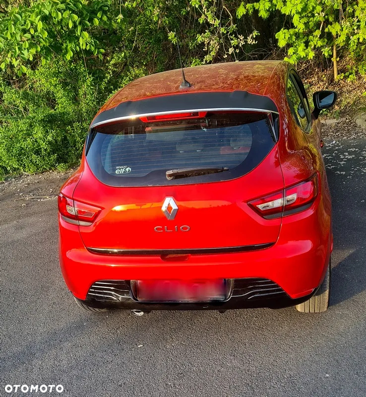 Renault Clio 1.2 16V 75 Expression - 9