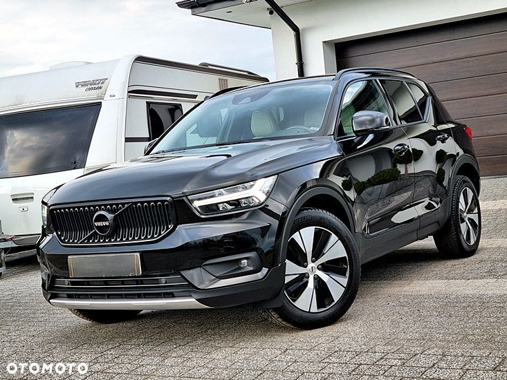 Volvo XC 40 D3 SCR Momentum Core - 23