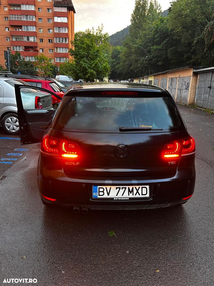 Volkswagen Golf 1.4 FSI Comfortline - 5