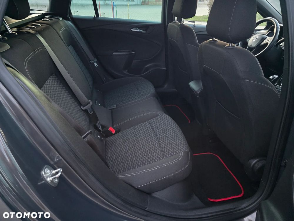 Opel Astra - 24