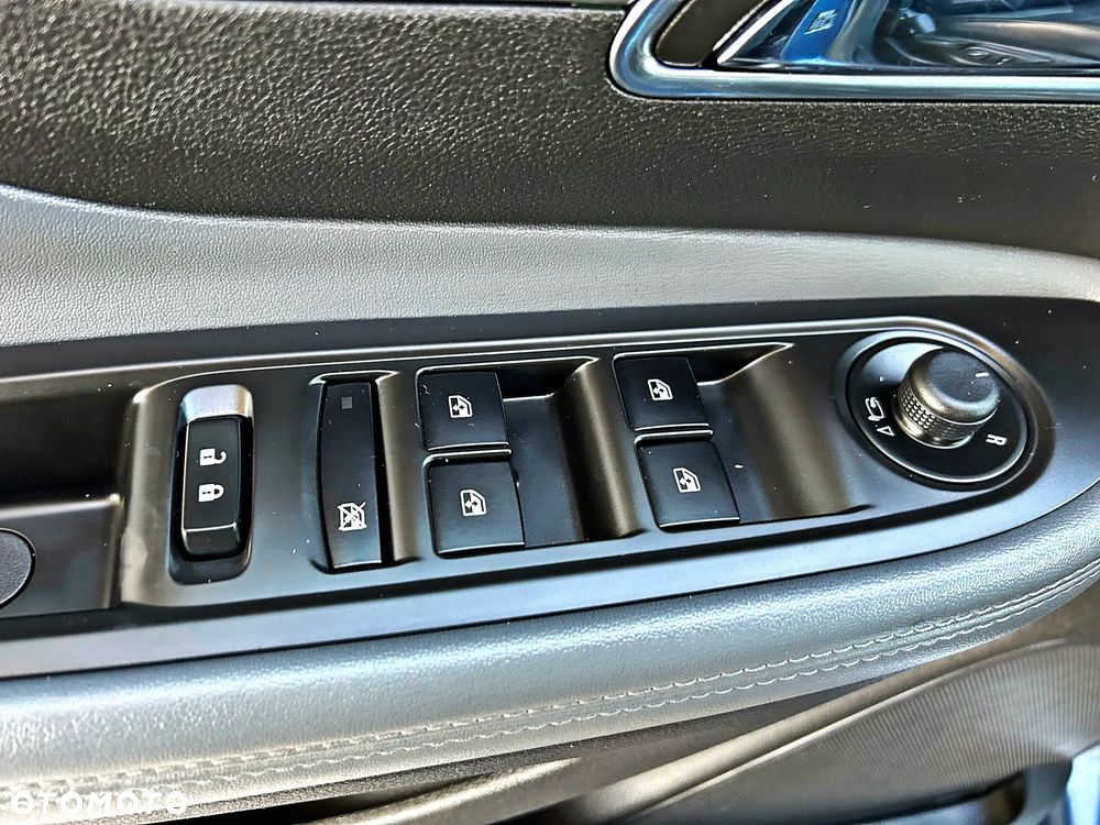 Opel Mokka X 1.6 D (CDTI ecoFLEX) Start/Stop 4x4 Color Innovation - 27