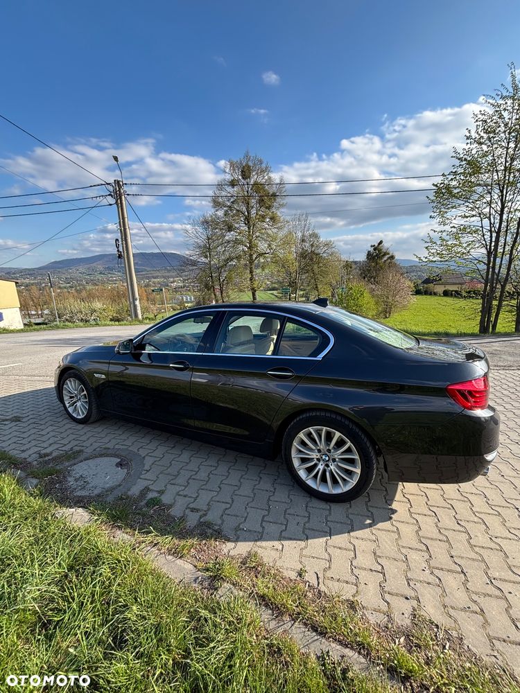 BMW Seria 5 530d xDrive Luxury Line - 9