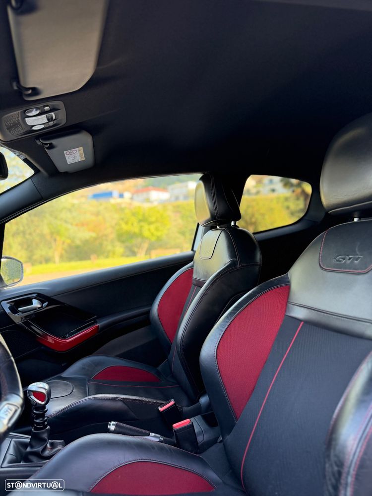Peugeot 208 GTI 200 THP - 5